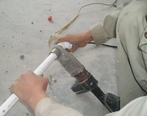 重庆县漏水维修电话